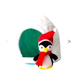 Elf Magic Penguin & Igloo furr-iend ! New in package